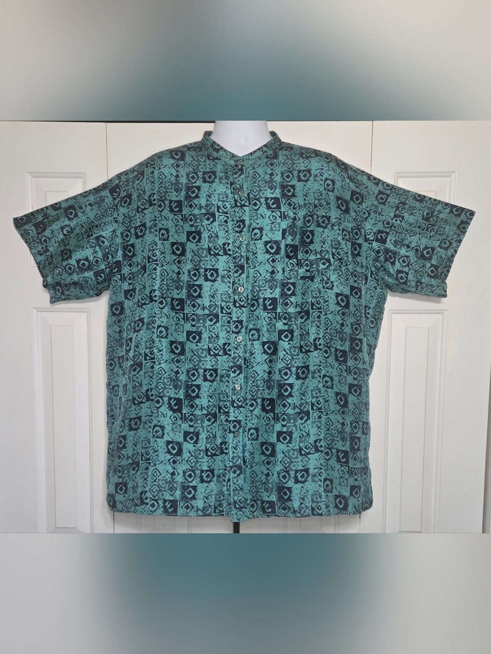 Scandia Woods 100% Silk Shirt Men's 2XL Green Geometric Abstract Banded Collar